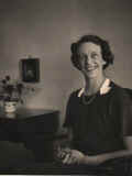 doris3.jpg (27209 bytes)