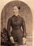 wom1.jpg (22839 bytes)