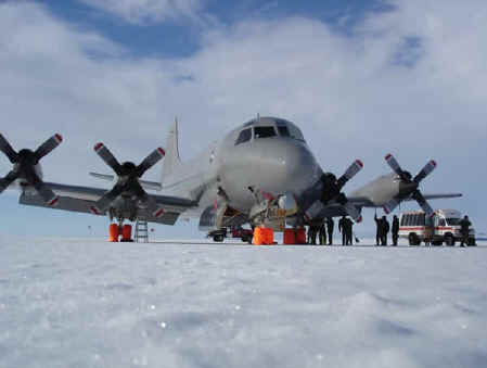 RNZAF P3K Orion at Antarctica, Jan06.