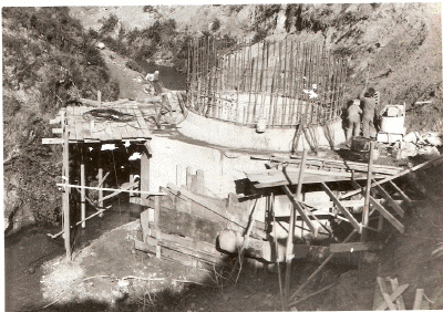 scan0034.gif (380098 bytes)