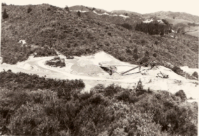 scan0073.gif (343388 bytes)